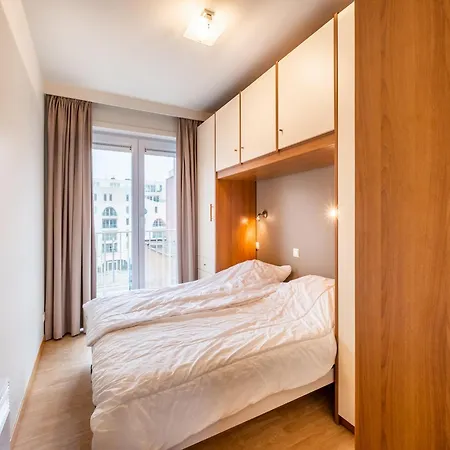 Les Petrels 401 In With Balcony